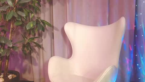 Julia online show from 02/02/25, 08:08