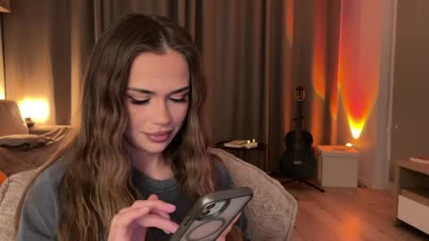 Snapshot of julia_rle chatting on 04/02/26, 08:17 Julia R Le online show from 04/02/26, 08:17