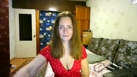 Snapshot of juliaa_foxi chatting on 12/13/25, 07:53 juliaa_foxi online show from 12/13/25, 07:53