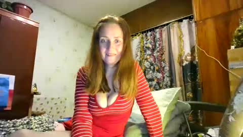 Snapshot of juliaa_foxi chatting on 01/15/26, 07:28 juliaa_foxi online show from 01/15/26, 07:28