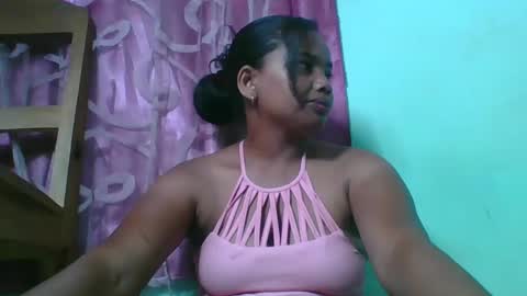 juliah02 online show from 01/29/25, 05:40