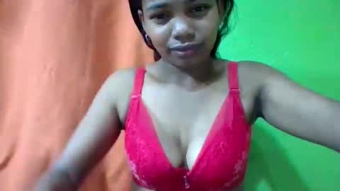 Snapshot of juliah02 chatting on 05/03/26, 03:56 juliah02 online show from 05/03/26, 03:56