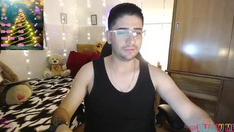 Julian online show from 12/04/24, 02:42