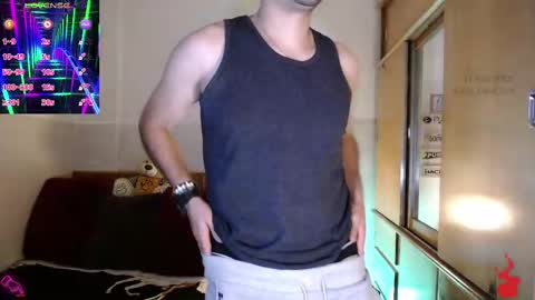 Julian online show from 02/11/25, 11:22