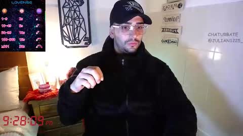 Julian online show from 09/24/25, 02:26