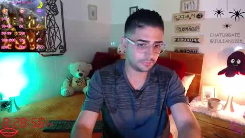 Julian online show from 10/14/25, 01:28