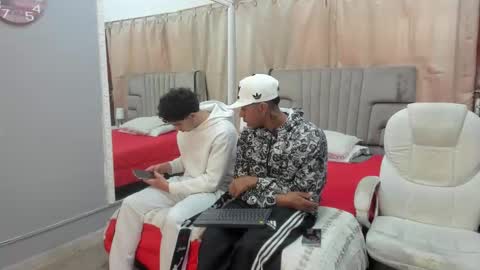 julian billy online show from 01/28/25, 02:21