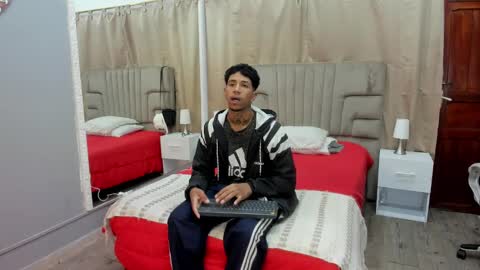 julian billy online show from 02/01/25, 11:32