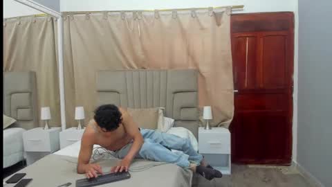 julian billy online show from 03/04/25, 02:21