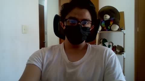 Snapshot of julian_mora7 chatting on 03/09/25, 07:37 Julian Mora online show from 03/09/25, 07:37