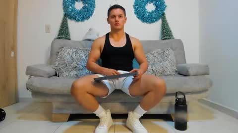 julian_wallace online show from 12/31/24, 03:34