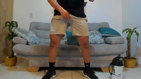 julian_wallace online show from 01/20/25, 05:27