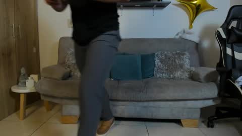 julian_wallace online show from 09/22/25, 04:31