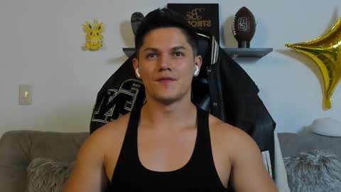 julian_wallace online show from 10/10/25, 08:46