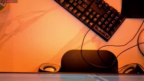 Online 2200 to 600 online show from 01/14/26, 12:44