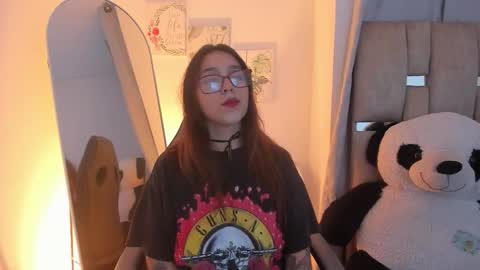 Snapshot of julianacarter chatting on 11/15/25, 07:54 JulianaCarter online show from 11/15/25, 07:54