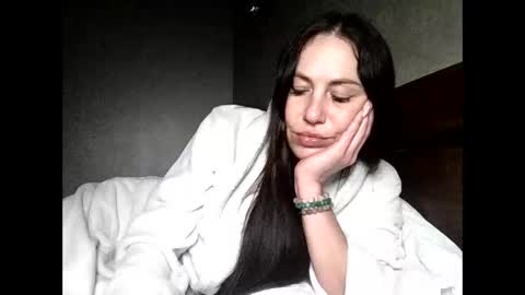 julianagold1 online show from 04/02/26, 04:37