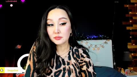 Snapshot of julianna_jamii chatting on 12/15/24, 07:42 Julianna online show from 12/15/24, 07:42