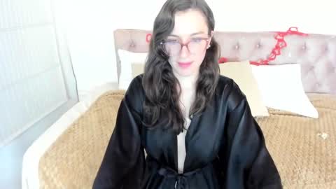 Julianne online show from 02/15/25, 10:33