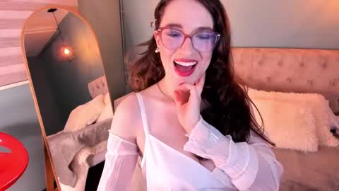 Julianne online show from 09/26/25, 04:38