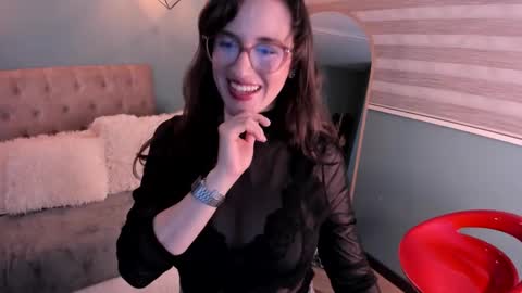 Julianne online show from 10/24/25, 04:31