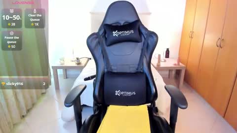 Fernanda online show from 01/07/25, 08:31