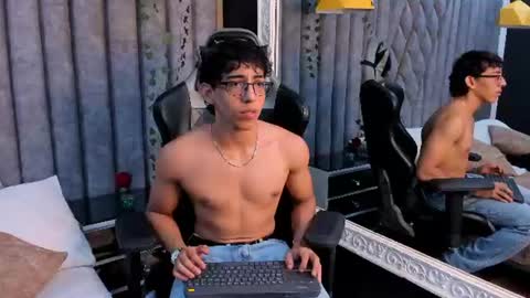 Snapshot of julianrouss chatting on 07/17/26, 12:17 Julian online show from 07/17/26, 12:17
