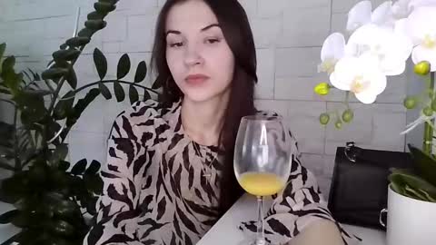 Julia online show from 03/12/26, 03:29