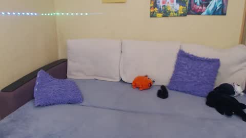 Jul online show from 10/06/25, 02:14