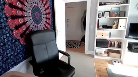 Snapshot of juliasometimes chatting on 02/27/25, 03:05 juliasometimes online show from 02/27/25, 03:05