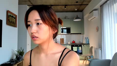 julia online show from 12/08/24, 08:09