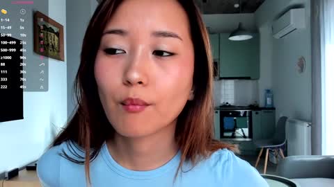 julia online show from 12/17/24, 08:56