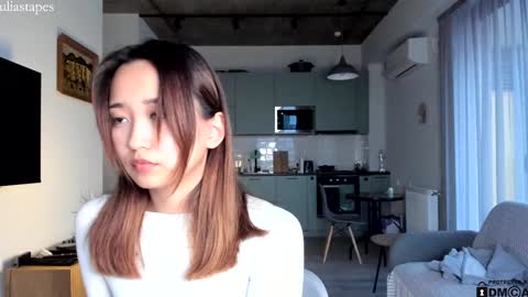 julia online show from 01/14/25, 01:49