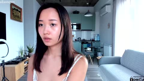 julia online show from 01/18/25, 11:32