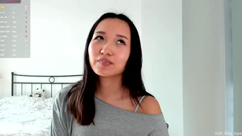 julia online show from 02/07/25, 09:16