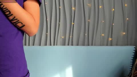 Yulya online show from 10/01/25, 03:45