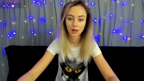 Yulya online show from 11/13/25, 03:16