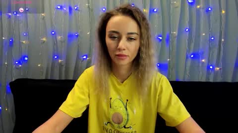 Yulya online show from 11/14/25, 03:16