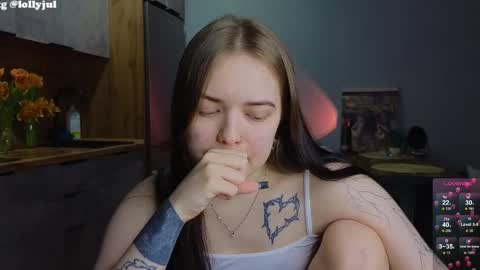 julidropp online show from 03/12/25, 11:22