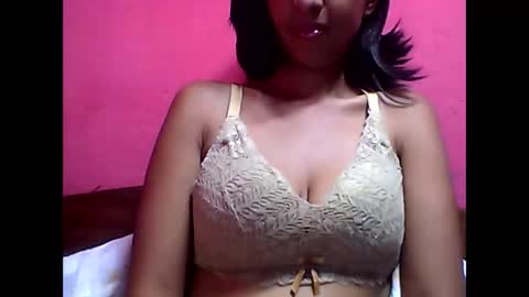 julie0612 online show from 02/10/25, 05:47