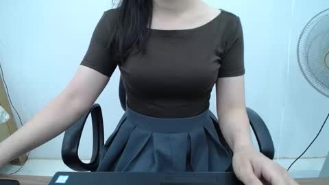 julie9x online show from 04/16/26, 09:04