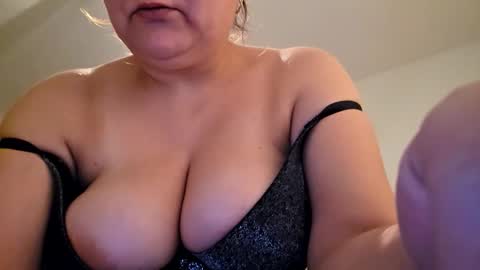 Julie online show from 02/23/26, 06:49