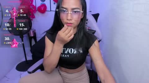 julie coper online show from 02/26/25, 07:49