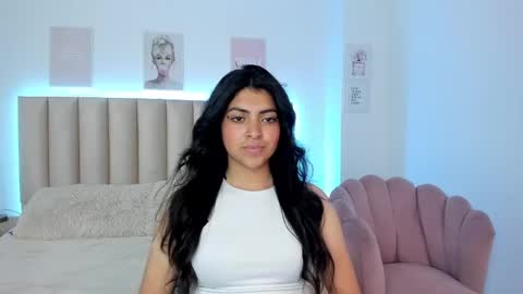 julie_devani online show from 11/18/25, 08:24