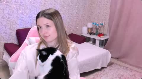 Julie online show from 12/05/24, 05:39