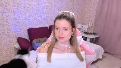 Julie online show from 01/27/25, 07:13