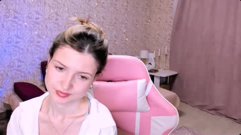 Julie online show from 02/23/25, 03:29