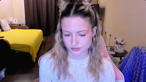 Julie online show from 02/26/26, 03:00