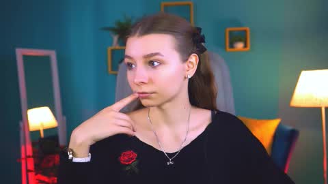 juliedaniel online show from 10/07/25, 08:11