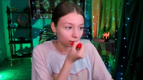 juliedaniel online show from 02/27/26, 04:45